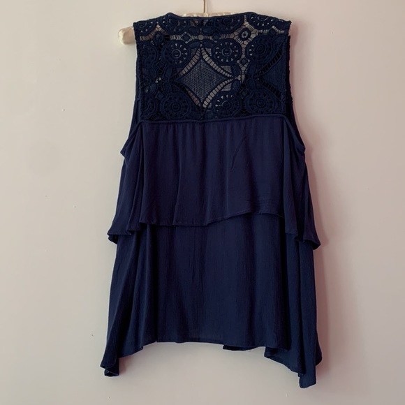 Two tier lacy top with front tie - Picture 5 of 6